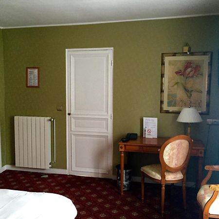 Hotel De Normandie Евре Екстер'єр фото