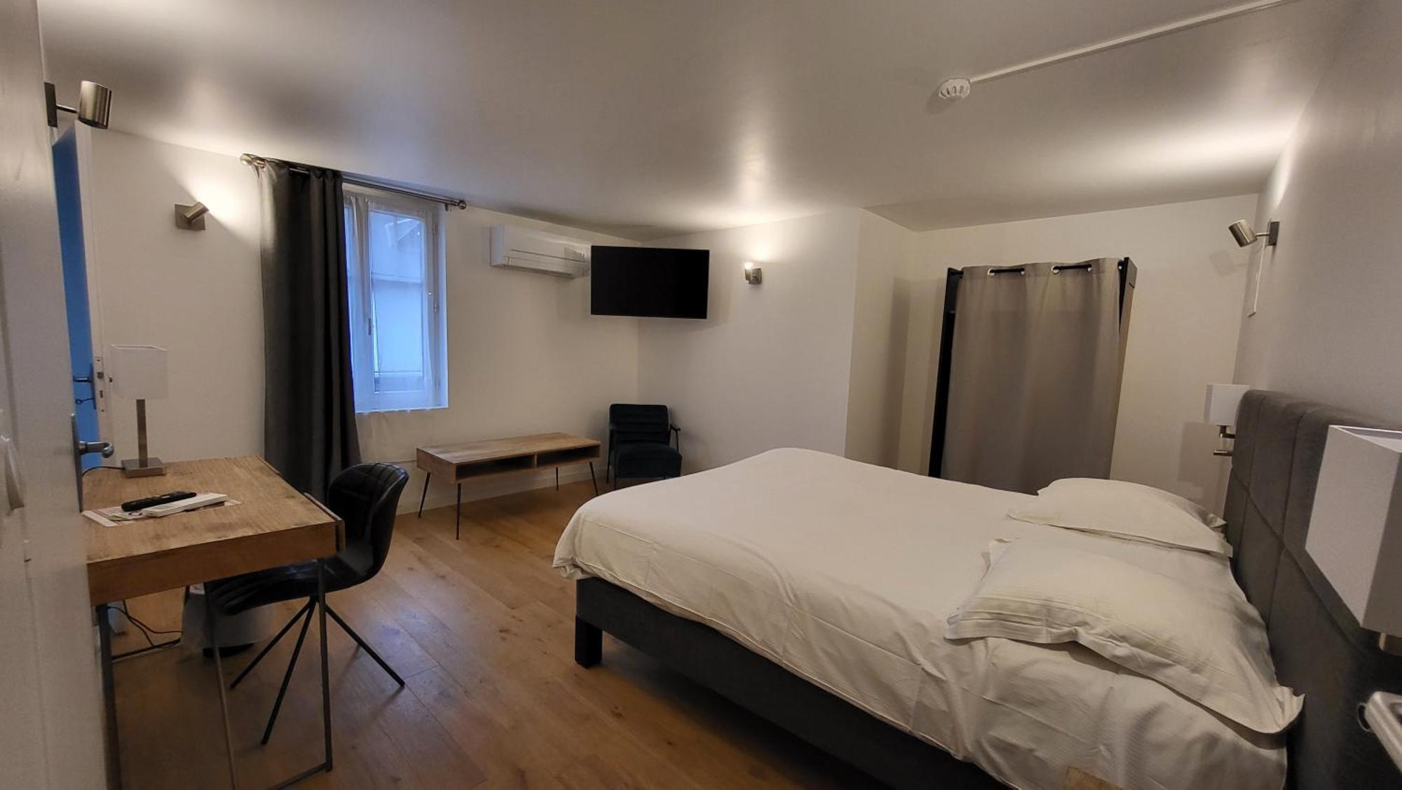 Hotel De Normandie Евре Екстер'єр фото