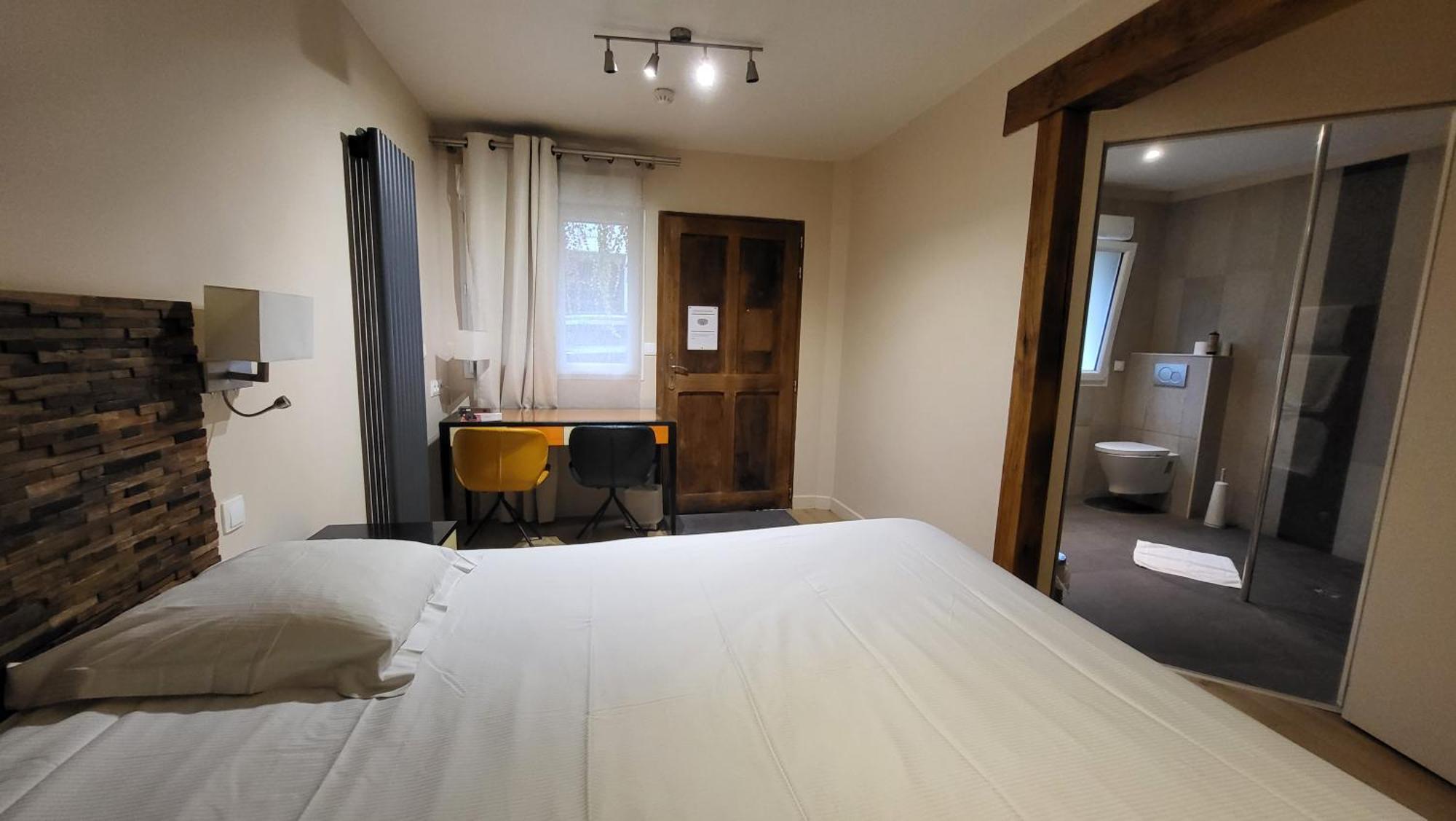 Hotel De Normandie Евре Екстер'єр фото